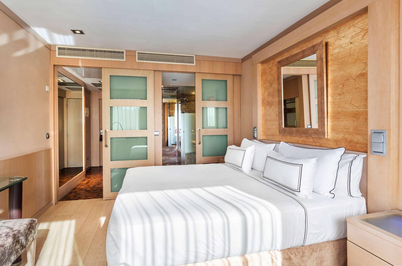 Melia-Madrid-Princesa-Room-62