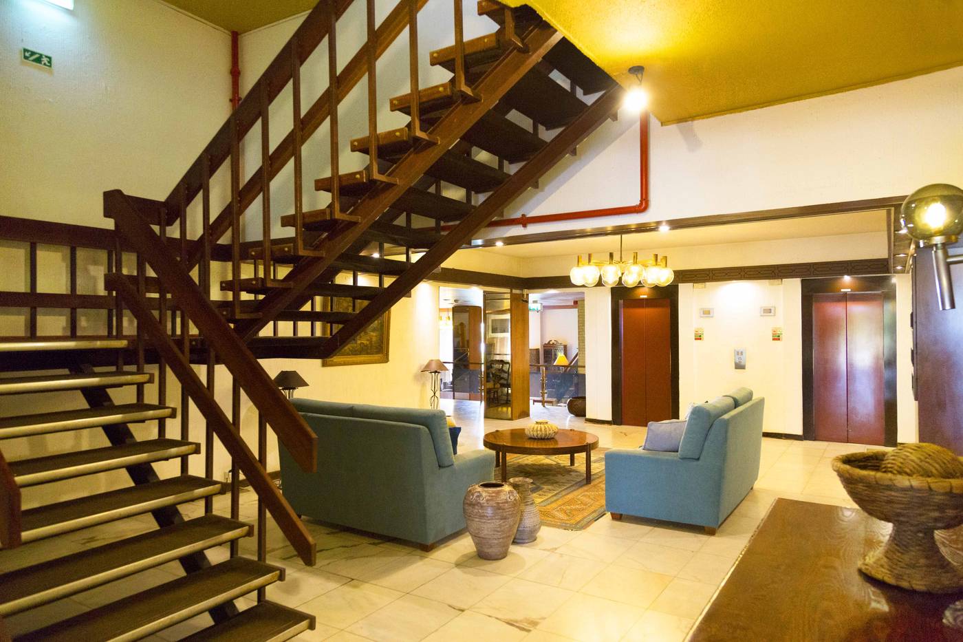 Vasco-da-Gama-Lobby-57