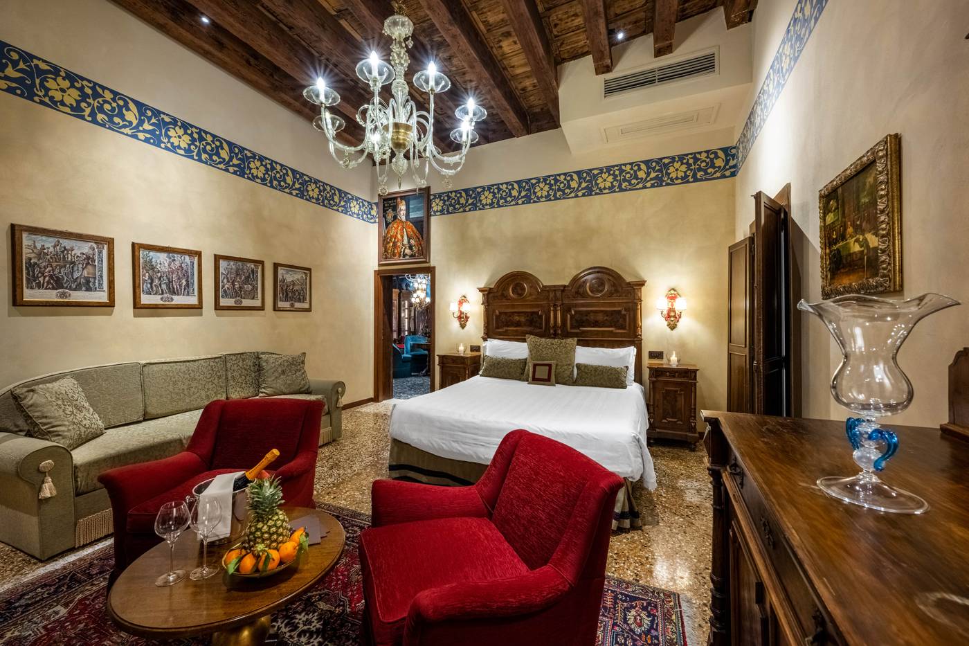 Palazzo-Priuli-Hotel-Room-2