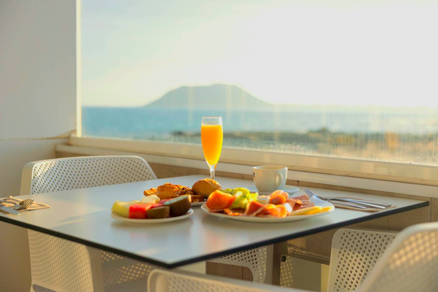 Hotel-Boutique-Tao-Caleta-Mar-Restaurant-86