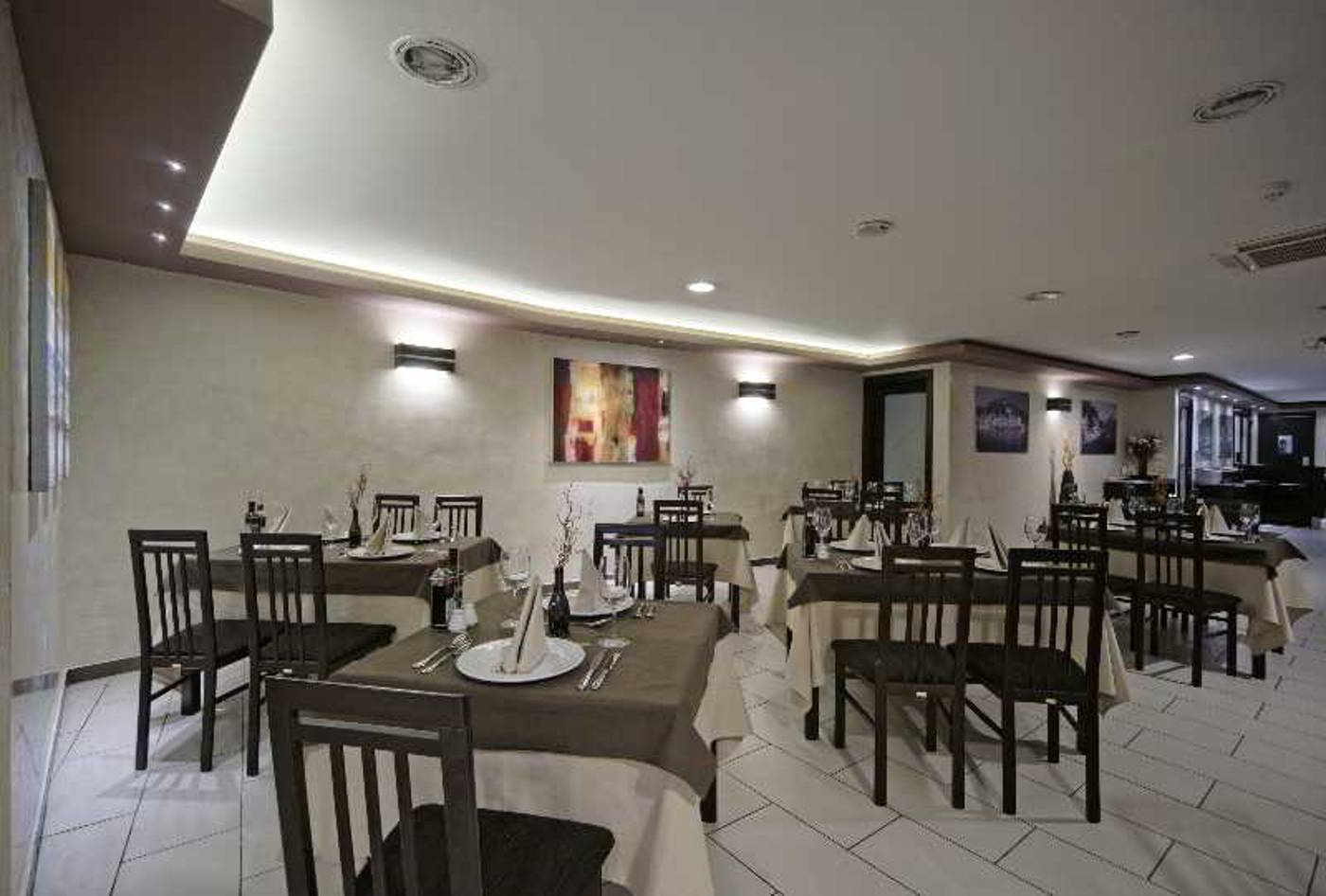 Porto-Azzurro-Restaurant-48