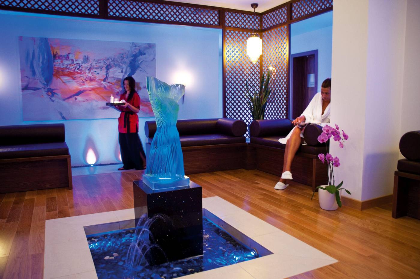 Amus-Hotel---Spa-Sports-and-Entertainment-61