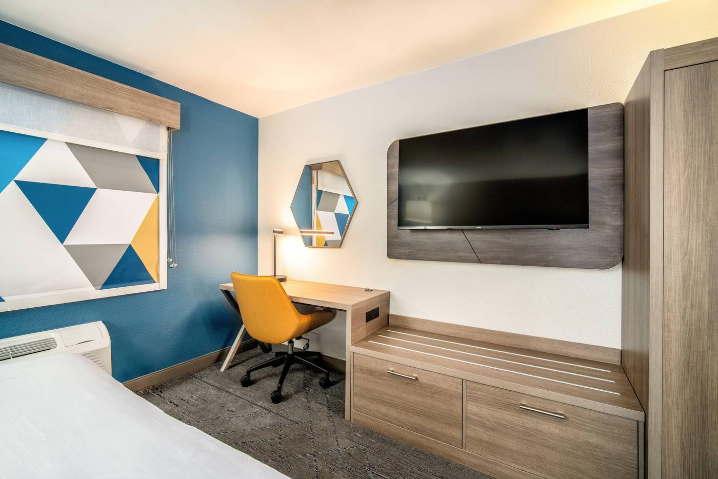 Holiday Inn Express & Suites Phoenix - Mesa West-United States-Mesa-Room-8