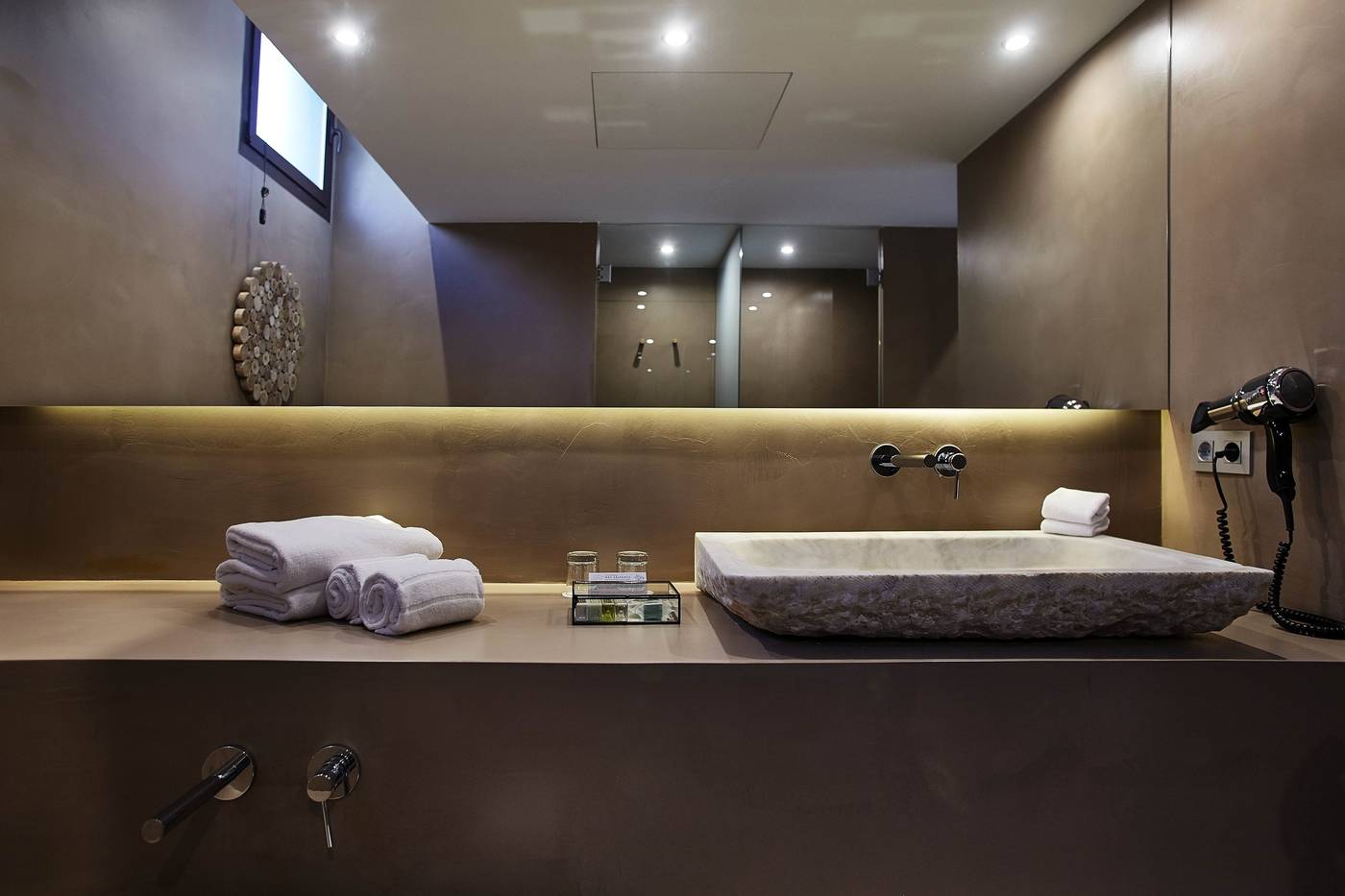 Hotel Mas Salagros EcoResort & Aire Ancient Baths-Spain-CAN SALA GROS, VALLROMANES-Room-9