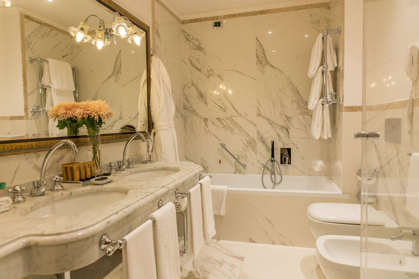 Bernini-Palace-Room-51