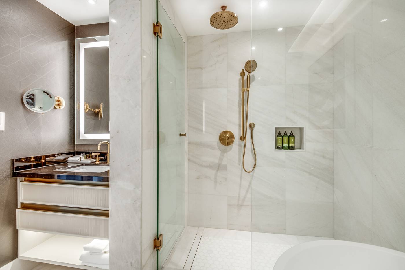 Azur-Legacy-Collection-Hotel-Room-32