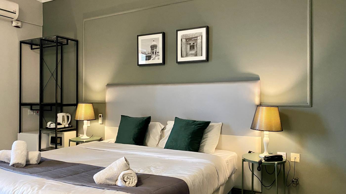 Hotel-Marina-Room-15