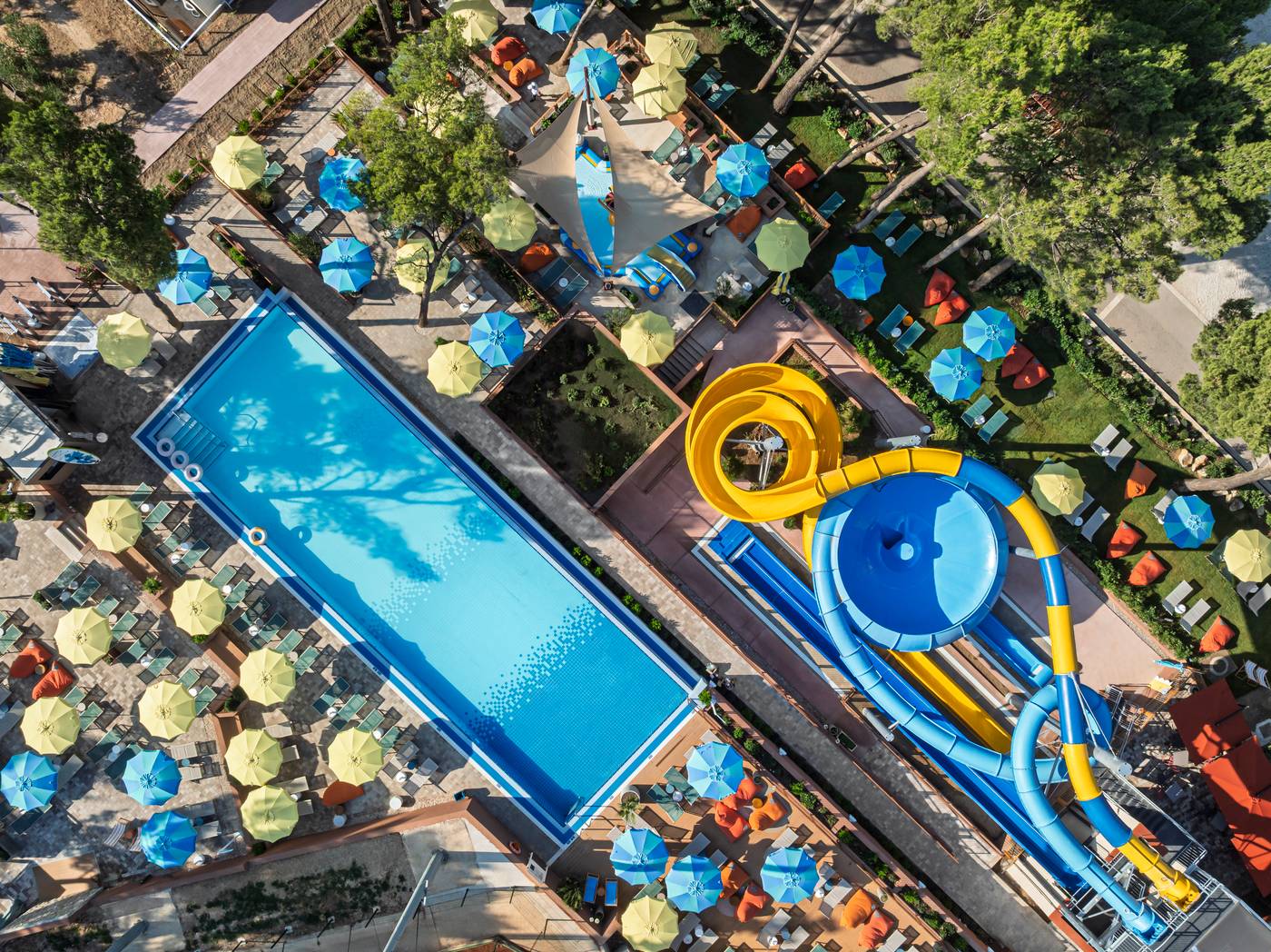 Sunny-Makarska-by-Valamar-Pool-5