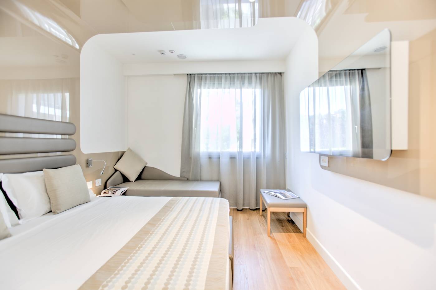 MH-Florence-Hotel---Spa-Room-33