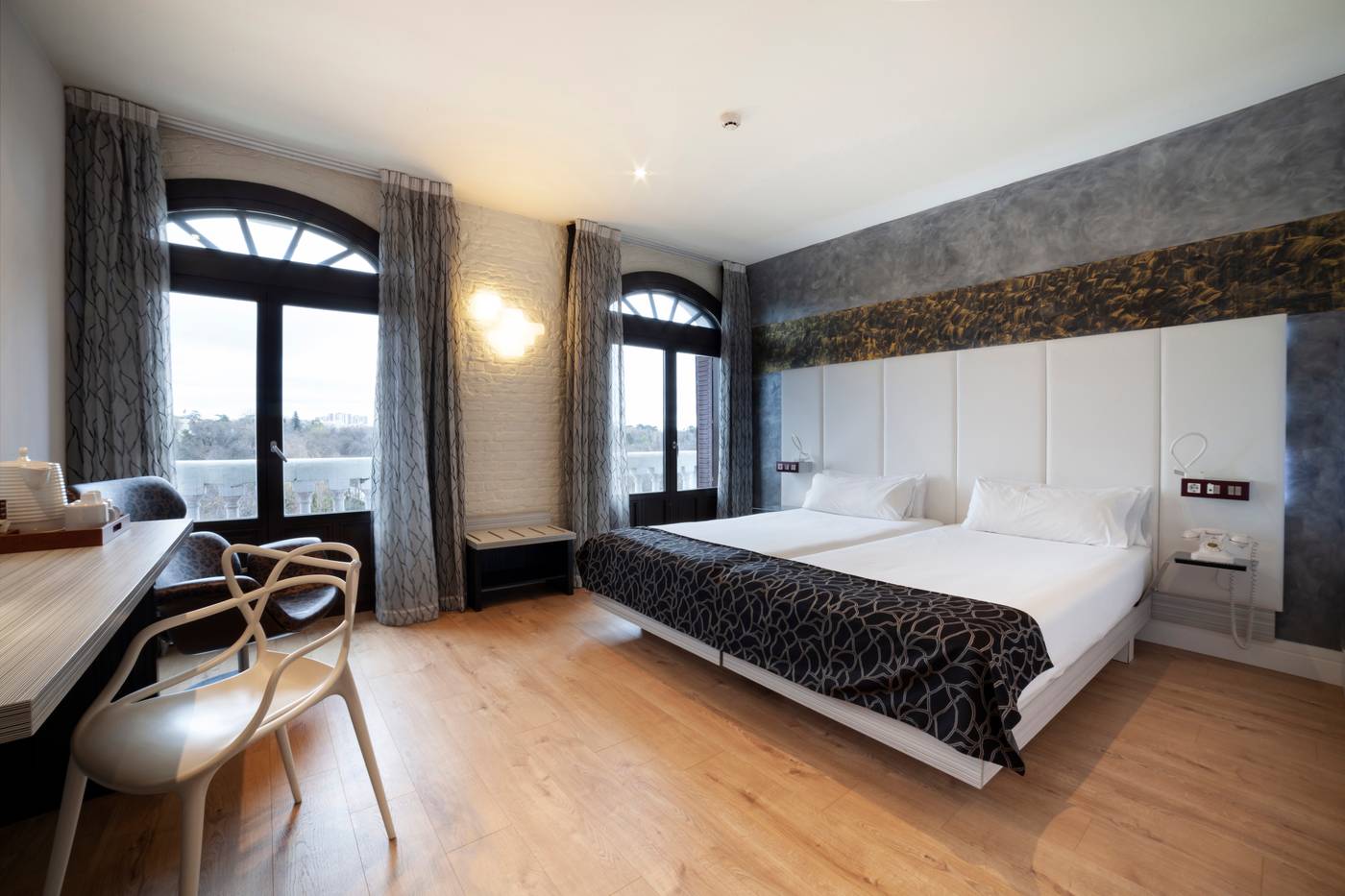 Petit-Palace-Savoy-Alfonso-XII-Room-10