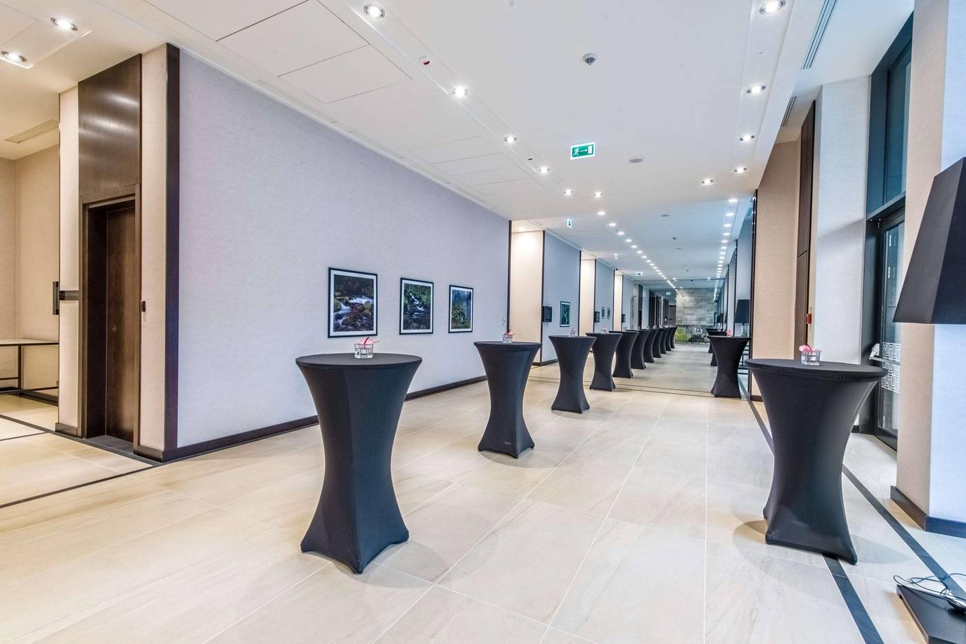 Hilton-Garden-Inn-Krakow-Airport-Conferences-2