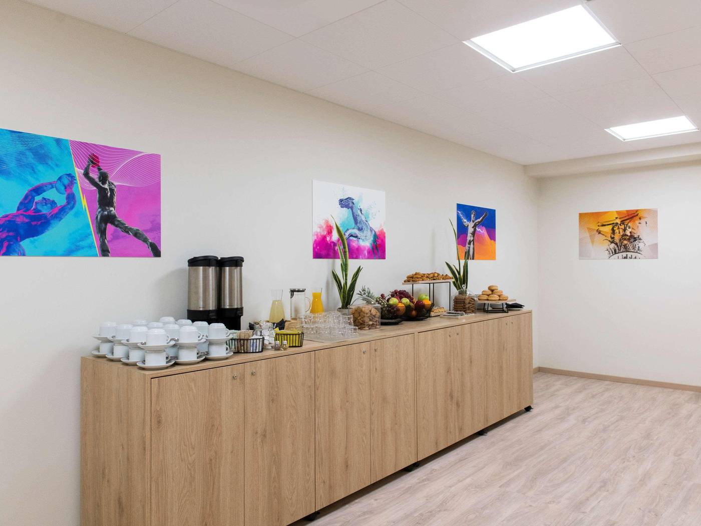 Ibis-Styles-Athens-Routes-Conferences-58