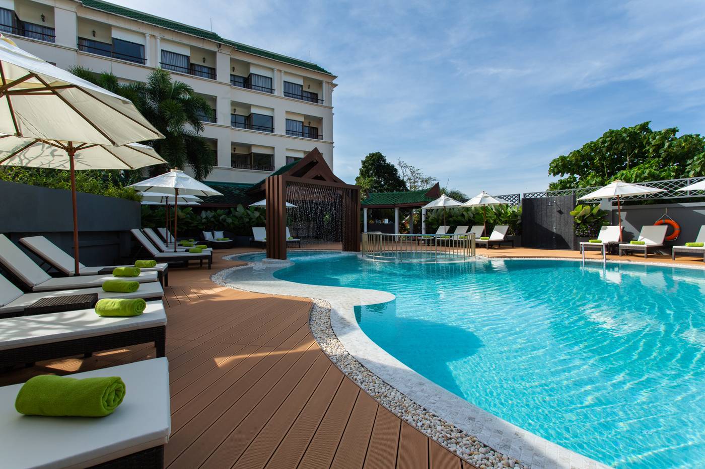 Krabi-Heritage-Hotel-Pool-4