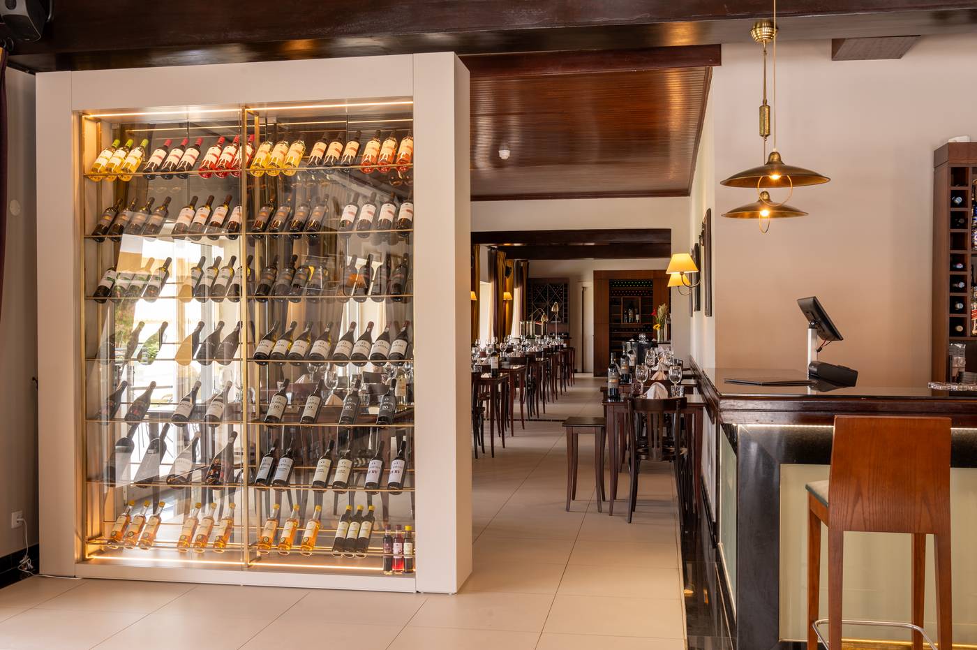 Vila-Gale-Alentejo-Vineyards--Clube-de-Campo--Bar-11