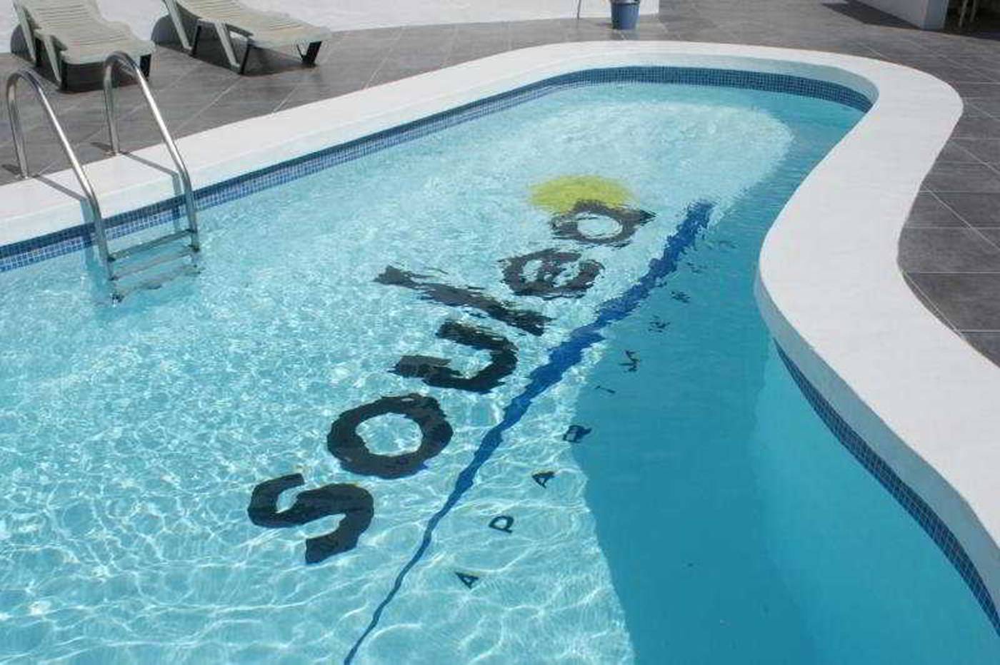 Soulea-Apartamentos--Pool-3