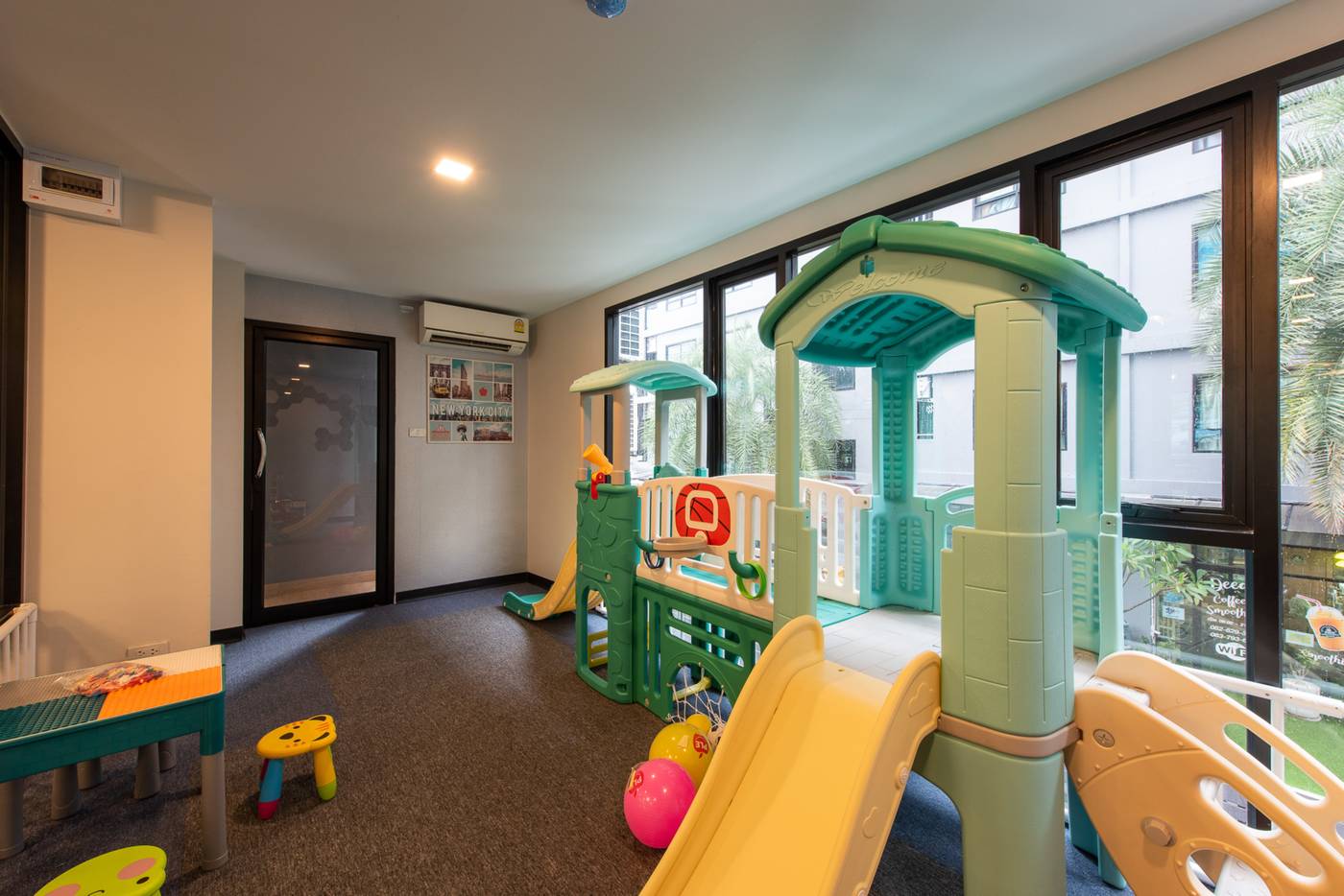 Metro-Hotel-Ratchada-36-by-ZUZU-Sports-and-Entertainment-30