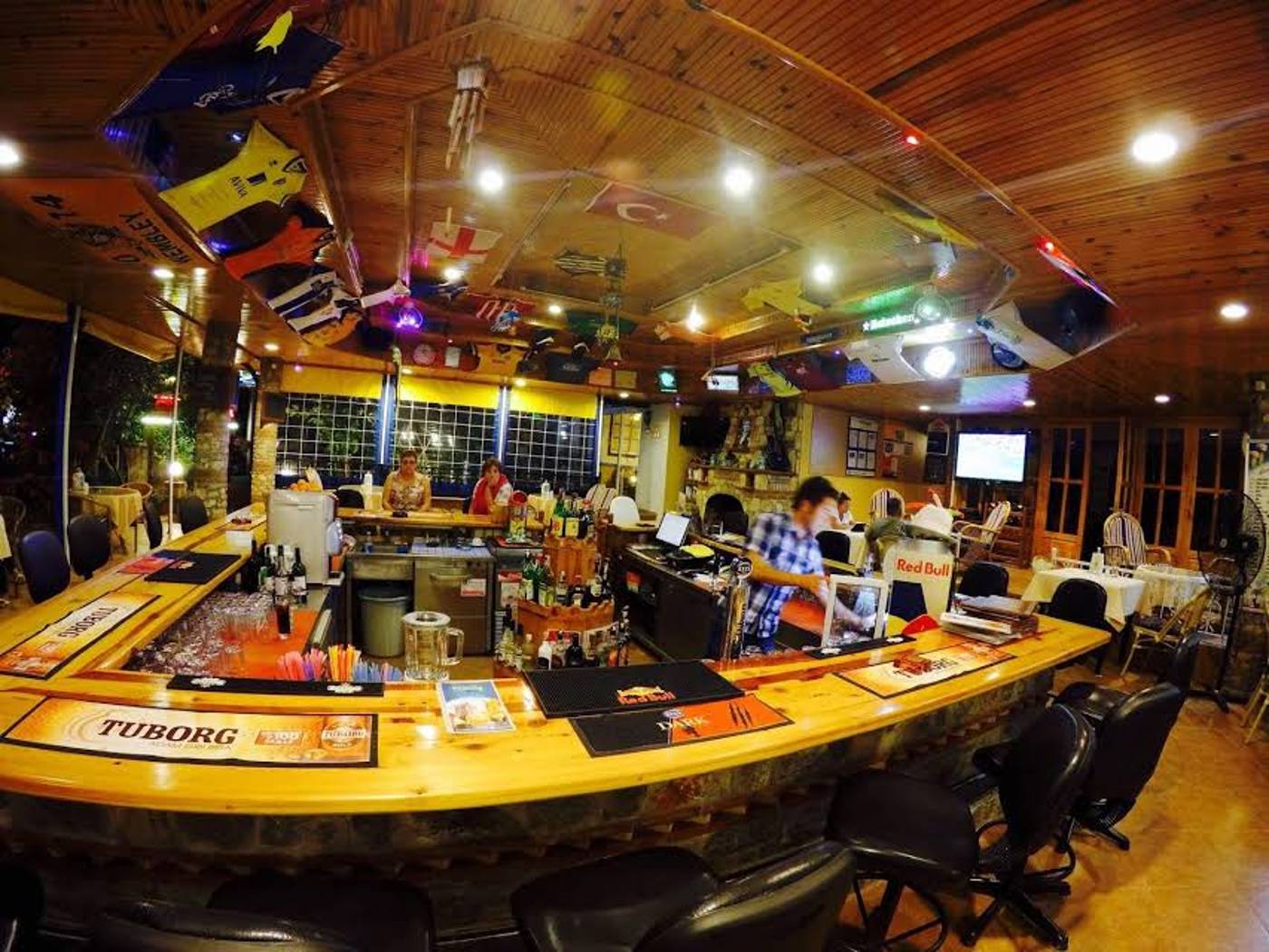 Magic-Tulip-Hotel-Bar-27