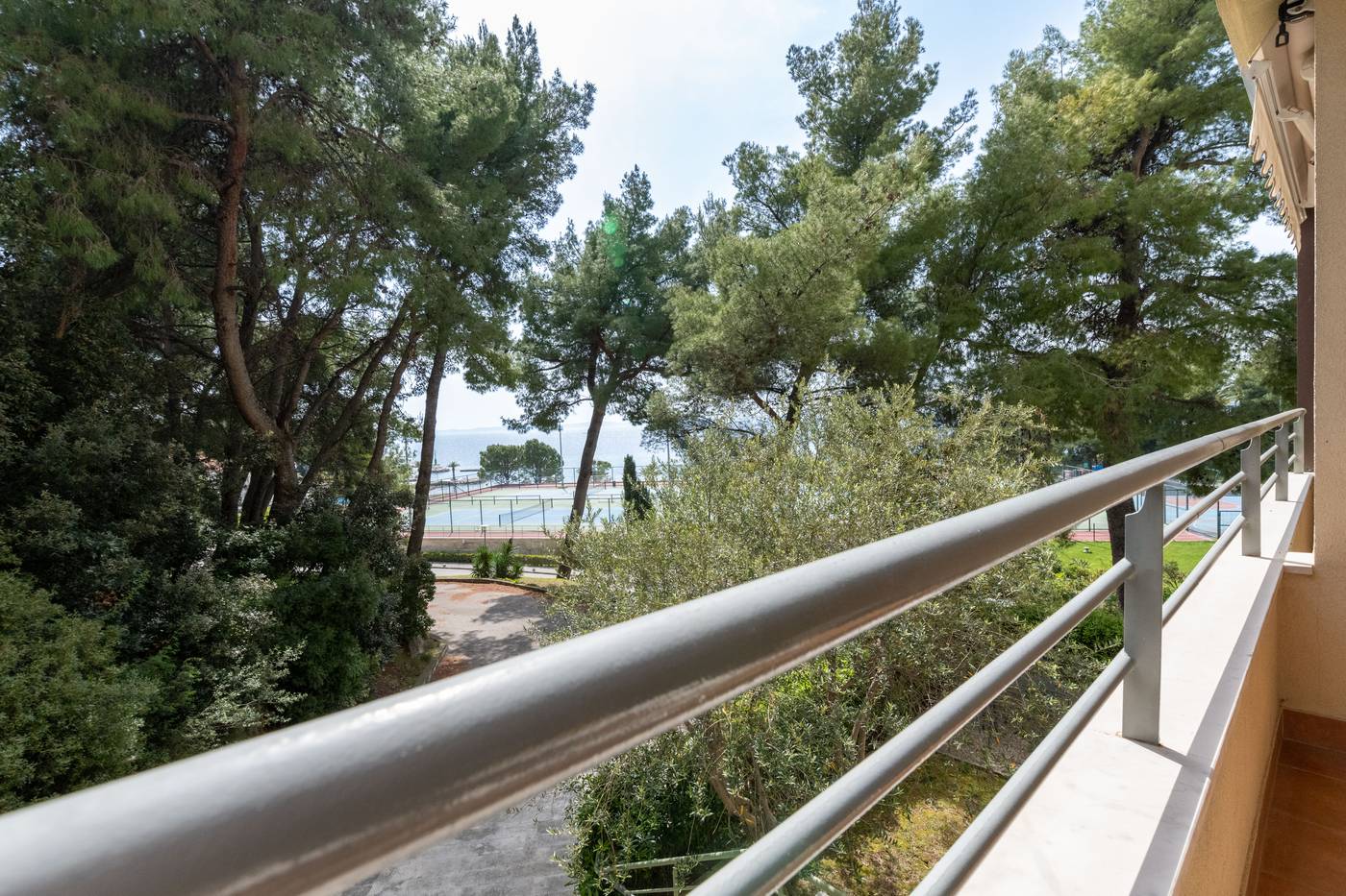 The-Residence-Room-1