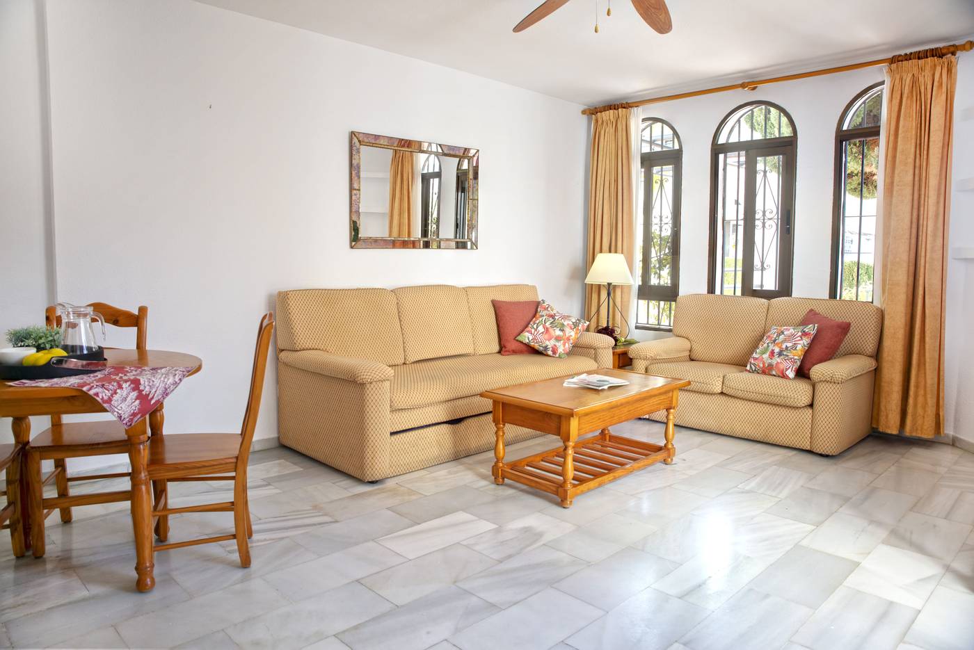 Pueblo-Evita-Club-Room-25