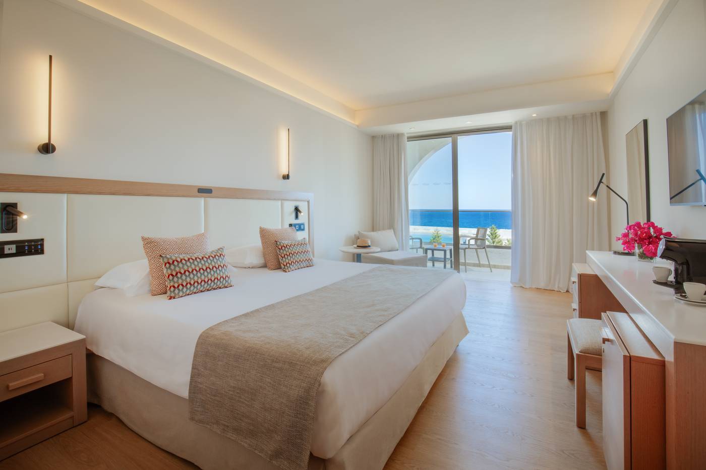 Golden-Coast-Room-18