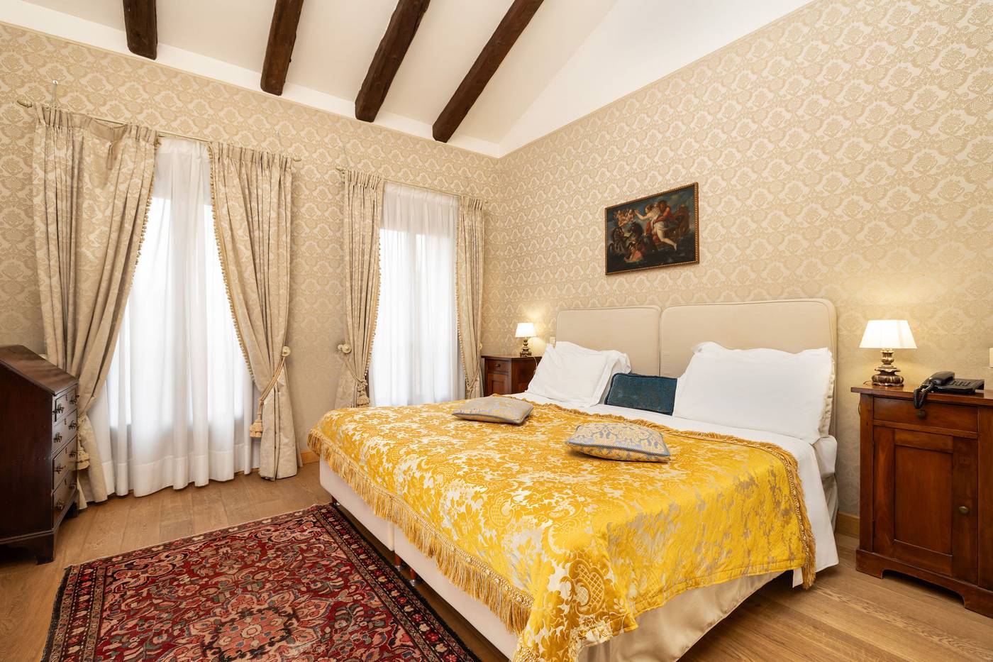 Relais-Alberti-Room-10