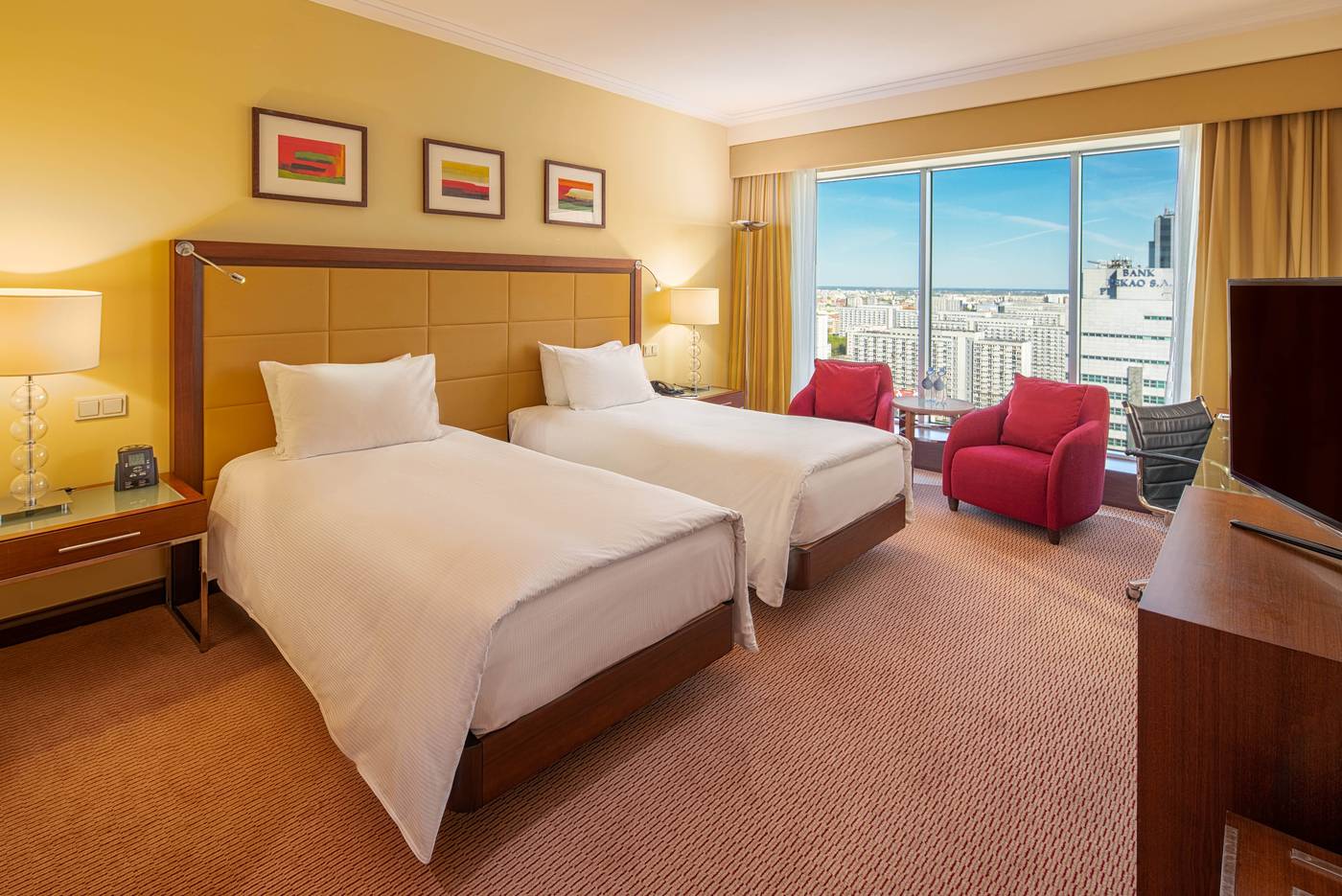 Hilton-Warsaw-City-Room-17