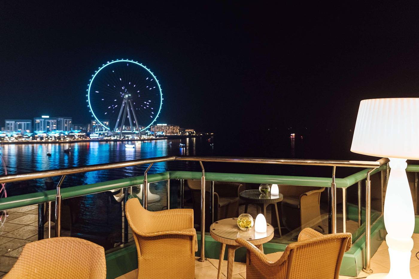 Hilton-Dubai-The-Walk-General-view-15