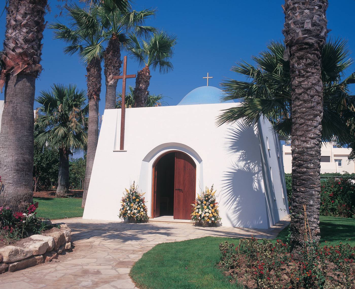 Palm-Beach-Hotel---Bungalows-Sports-and-Entertainment-13