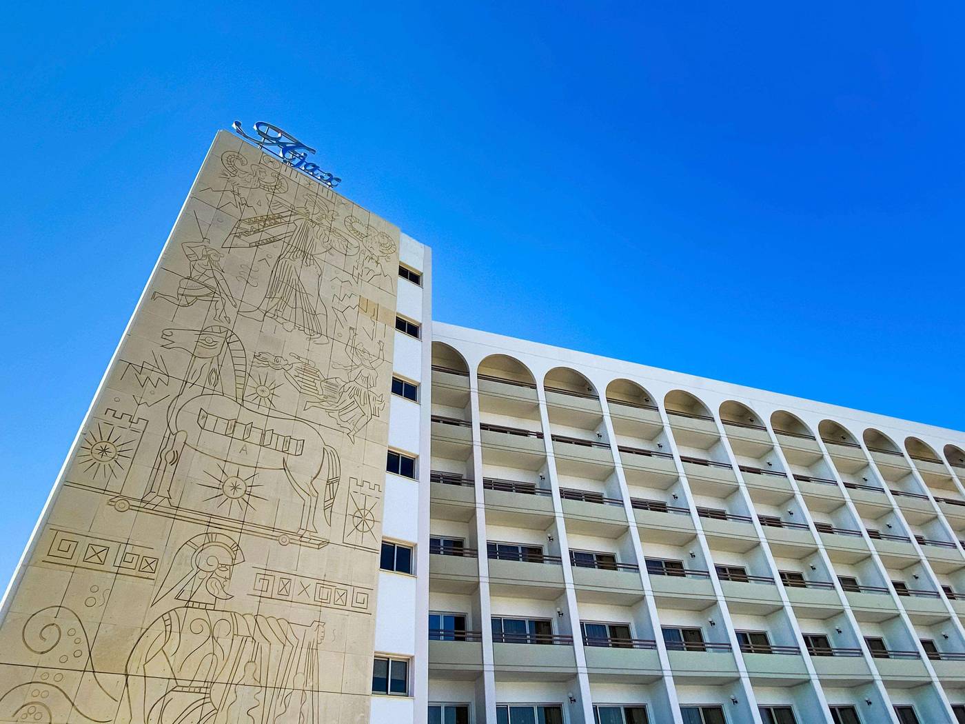 Ajax-Hotel-General-view-10