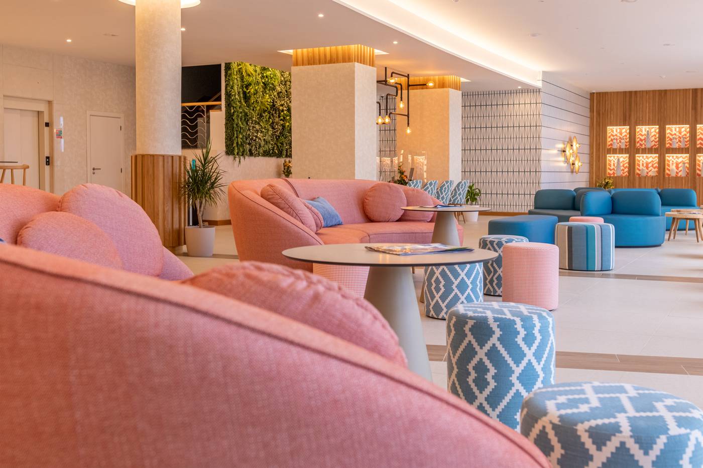 Aqua-Natura-Bay-Lobby-29