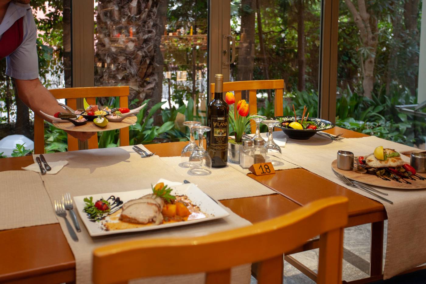 Pantheon---Crete-Restaurant-38