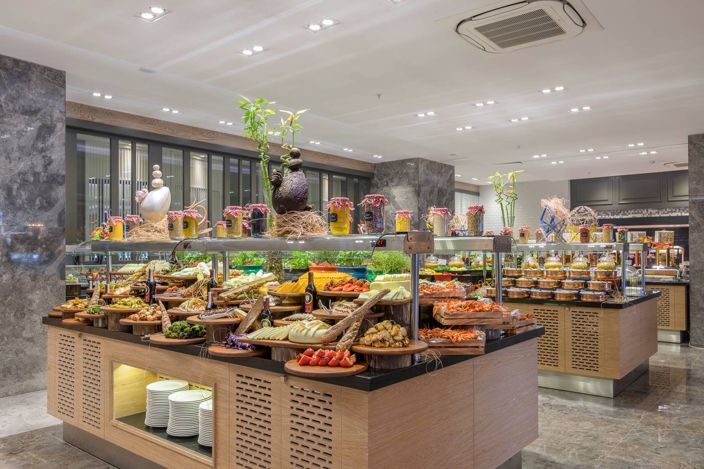 Side-Crown-Sunshine-Restaurant-29