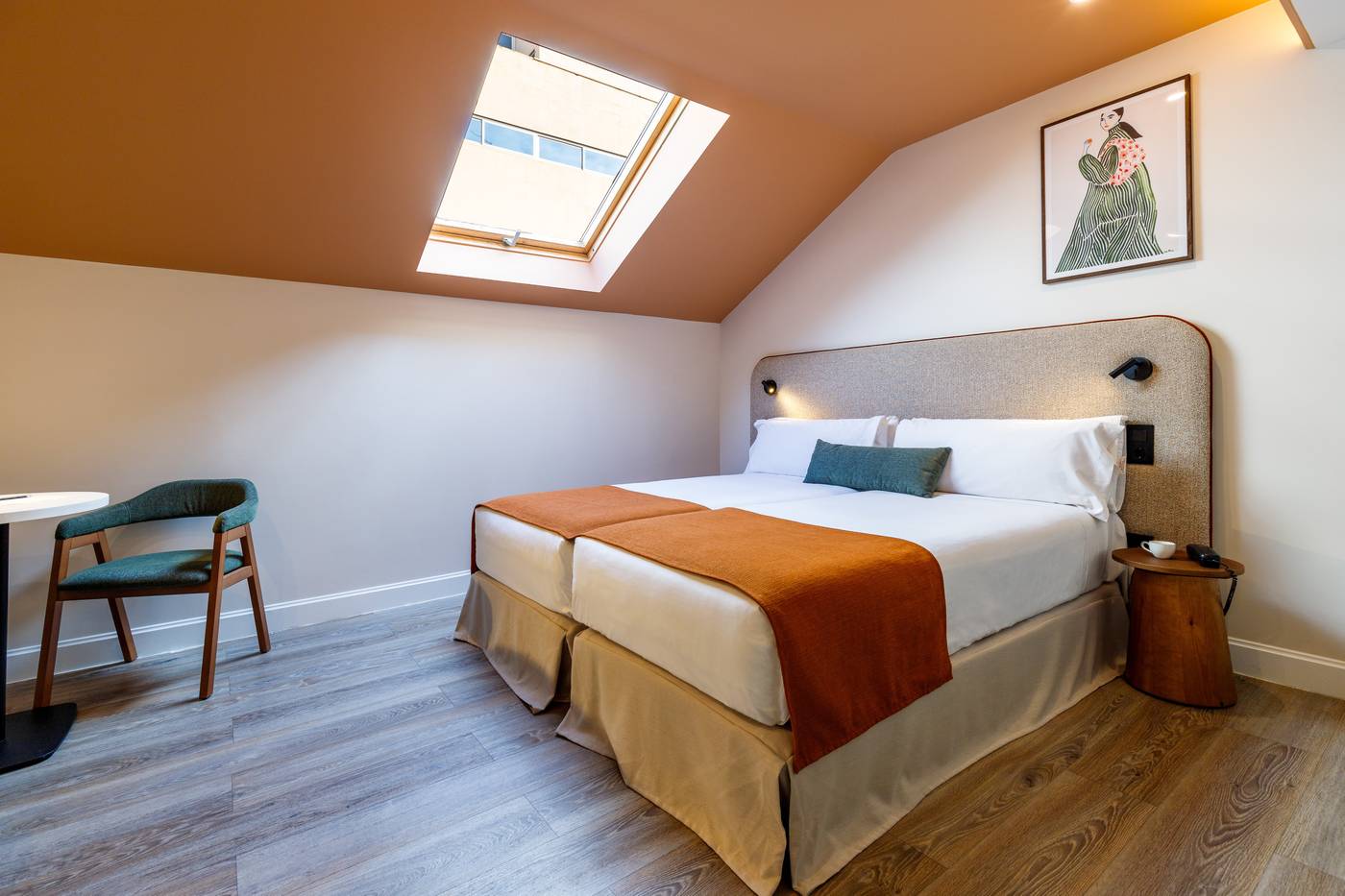 Petit-Palace-Puerta-del-Sol-Room-7