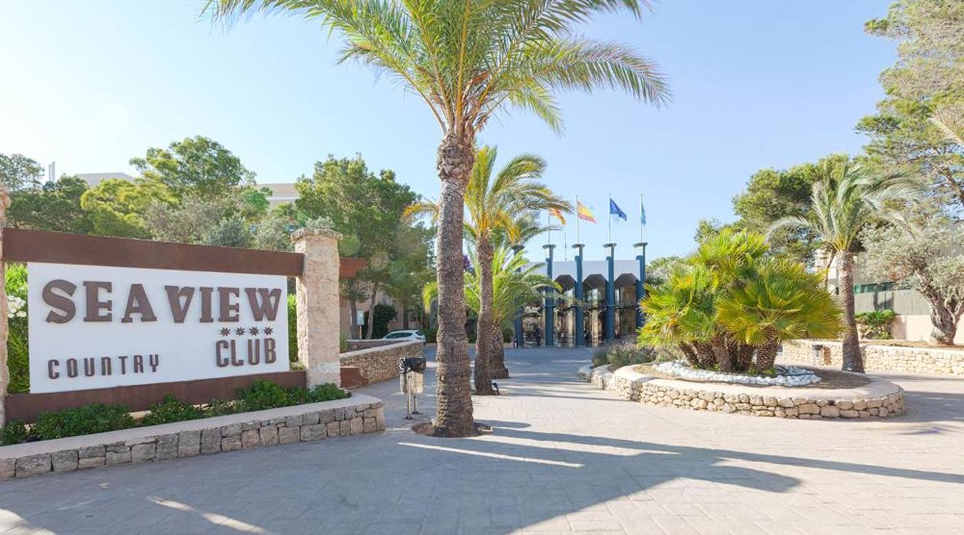 Sirenis-Seaview-Country-Club-General-view-13