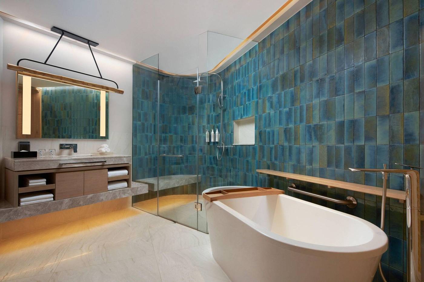 Holiday-Inn-Resort-Phuket-Mai-Khao-Beach-Room-44