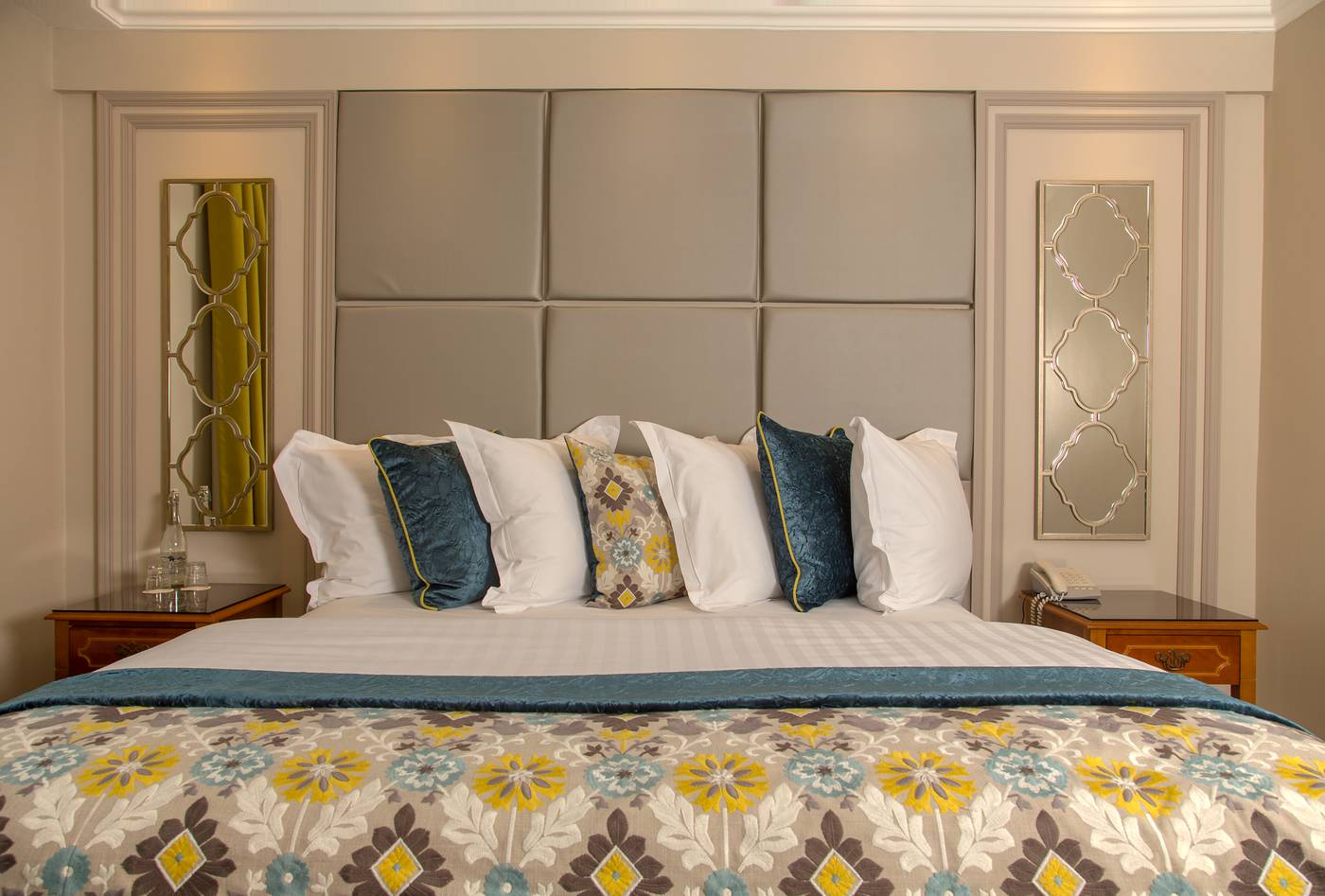 Cork's Vienna Woods Hotel and Villas - Ireland - GLANMIRE CORK - Room - 8