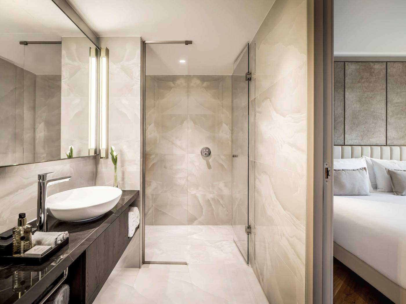 Anantara-Grand-Hotel-Krasnapolsky-Amsterdam-Room-52