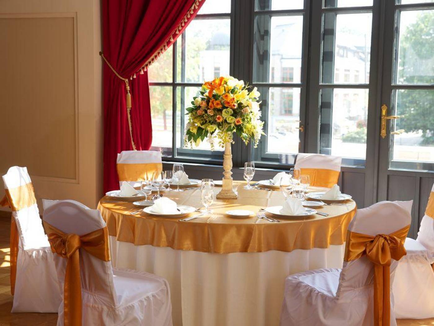 Queen-Elizabeth-Hotel-General-view-19