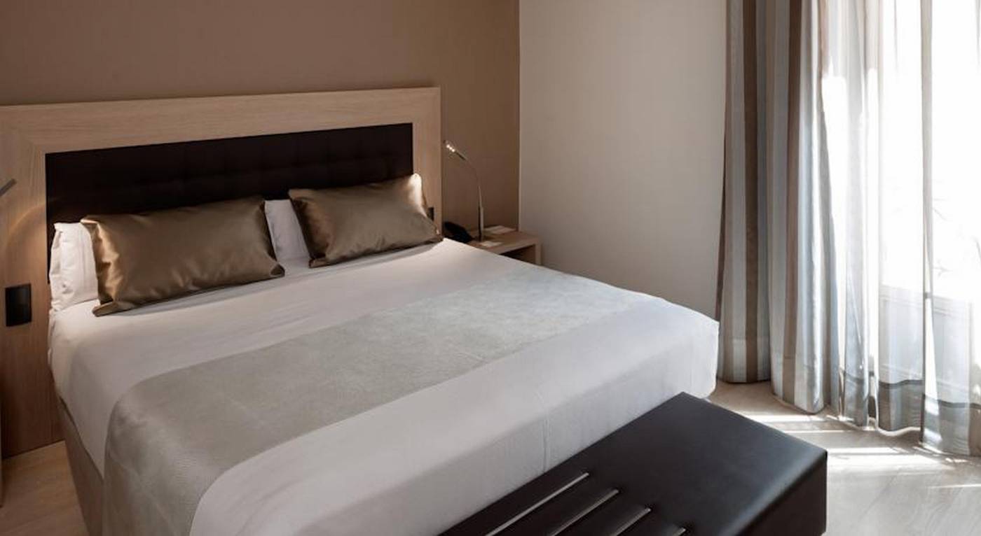 Catalonia-Plaza-Mayor-Room-46