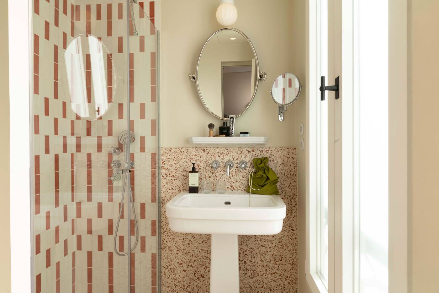 Hotel-Chaplain-Rive-Gauche-Room-22