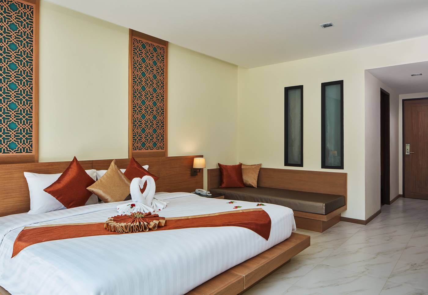 Ananta-Burin-Resort-Room-25