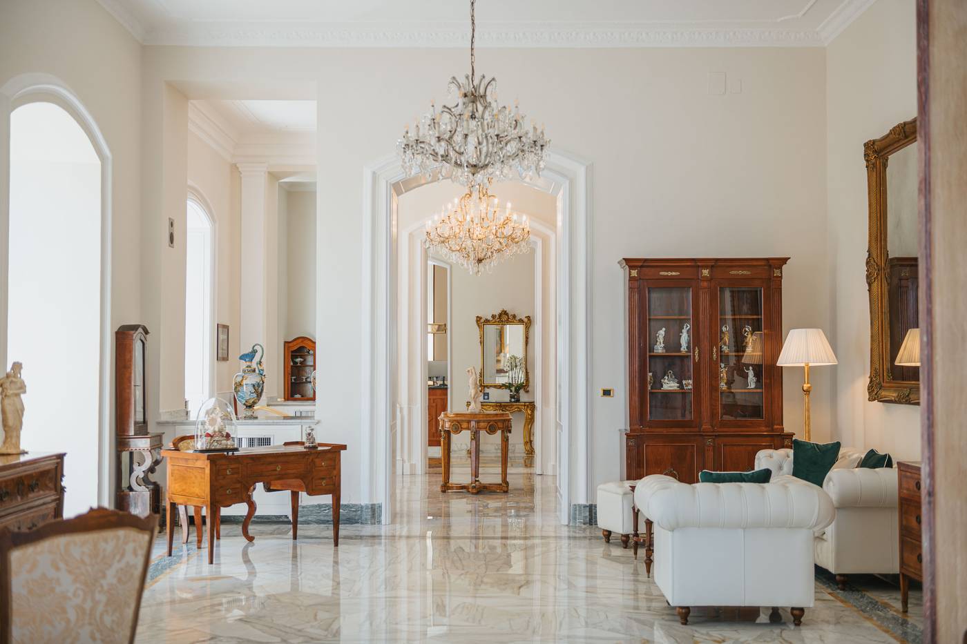 Europa-Palace-Lobby-61