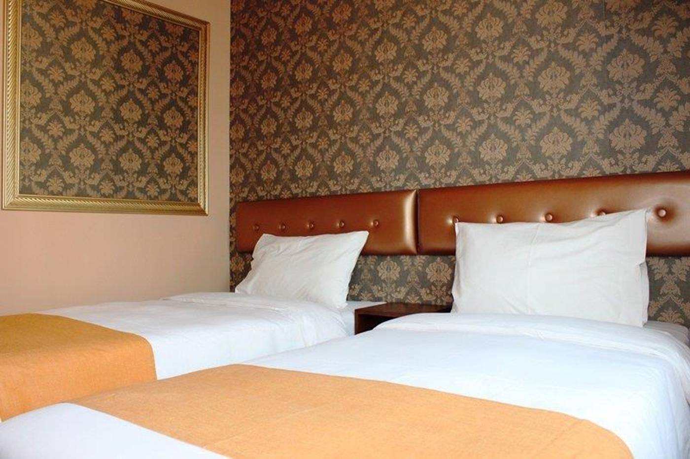 Best-Western-Hotel-Causeway-Bay-Room-10