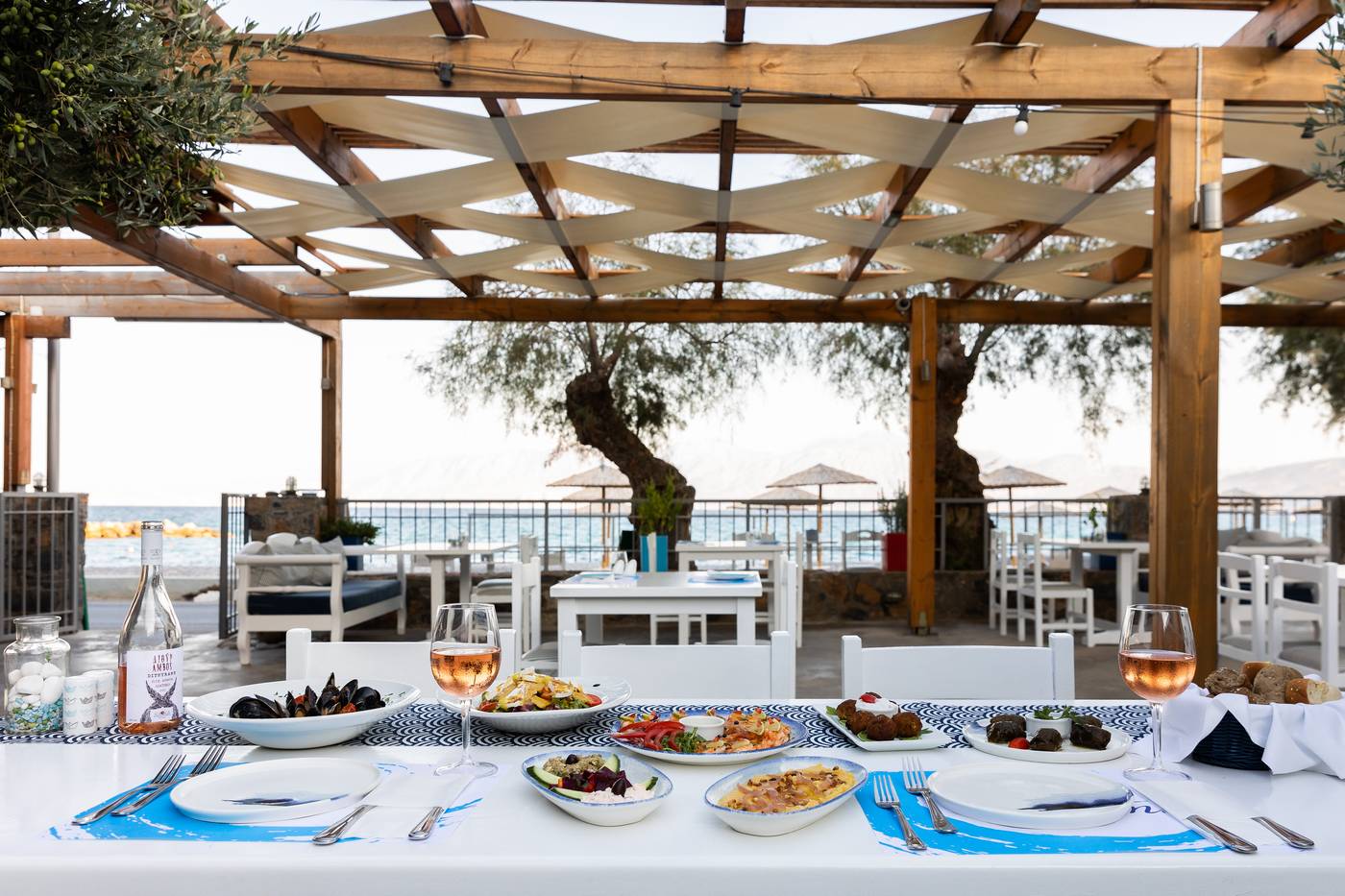 Ariadne-Beach-Restaurant-11