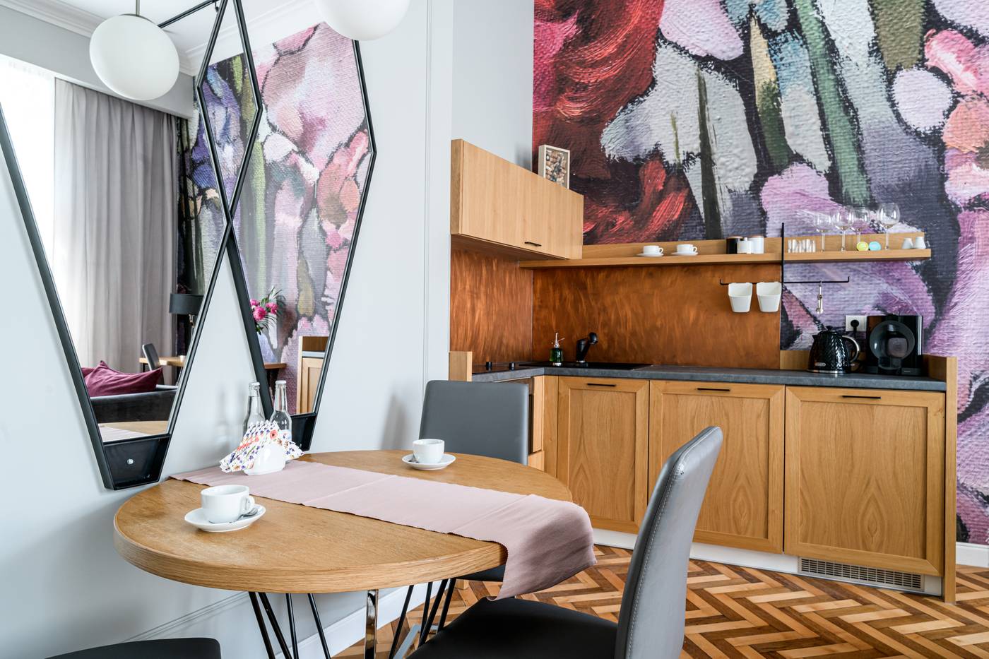 Arts-Apartments-Room-24