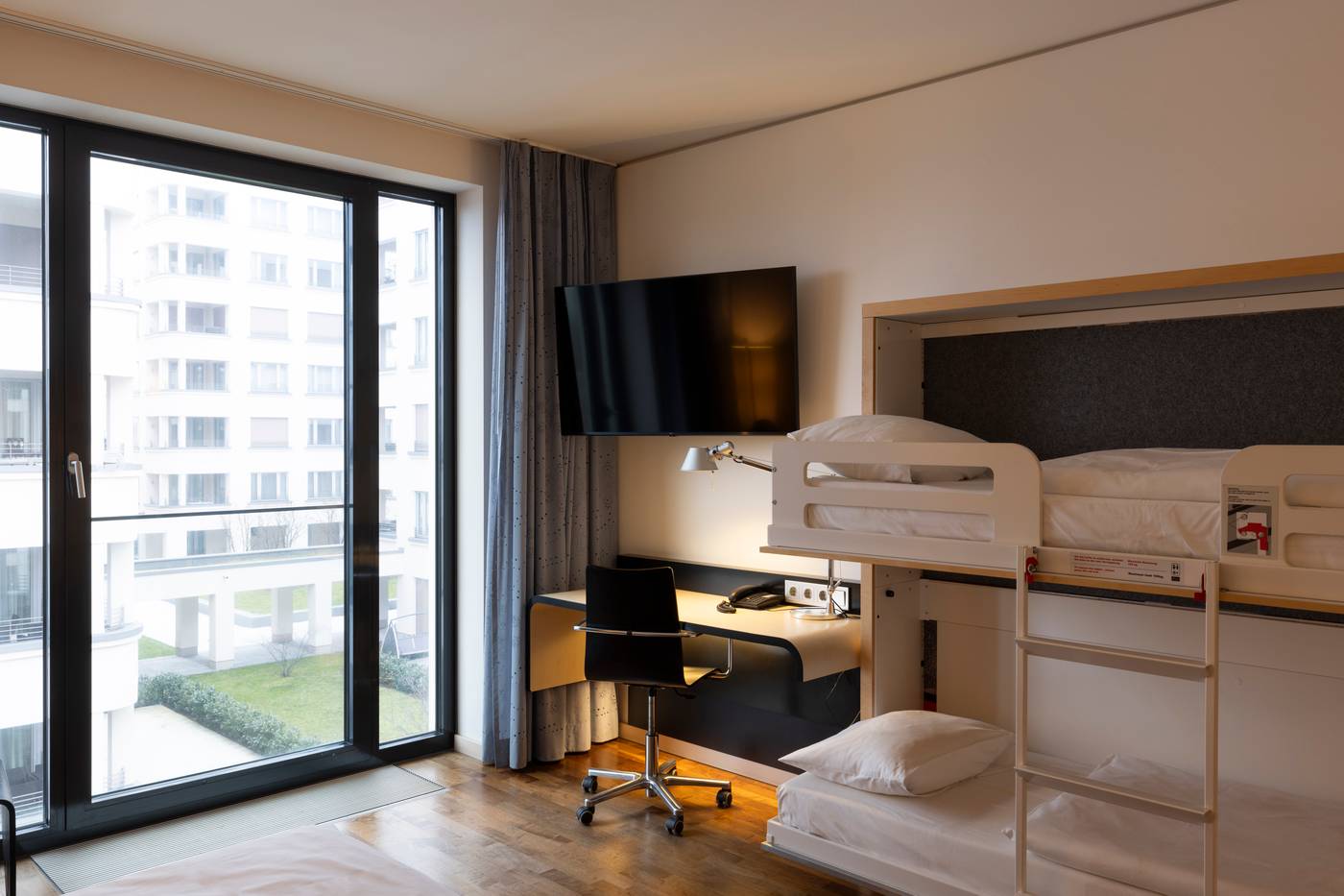 Scandic-Berlin-Potsdamer-Platz-Room-28