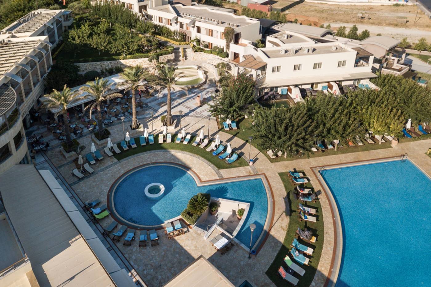 Cretan-Dream-Royal-Hotel-General-view-2