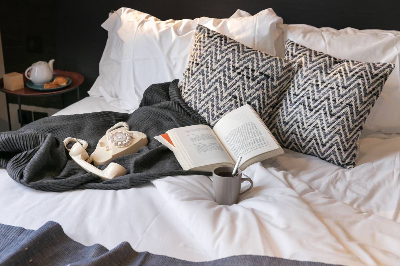 Best-Western-So-Co-by-HappyCulture-Room-26