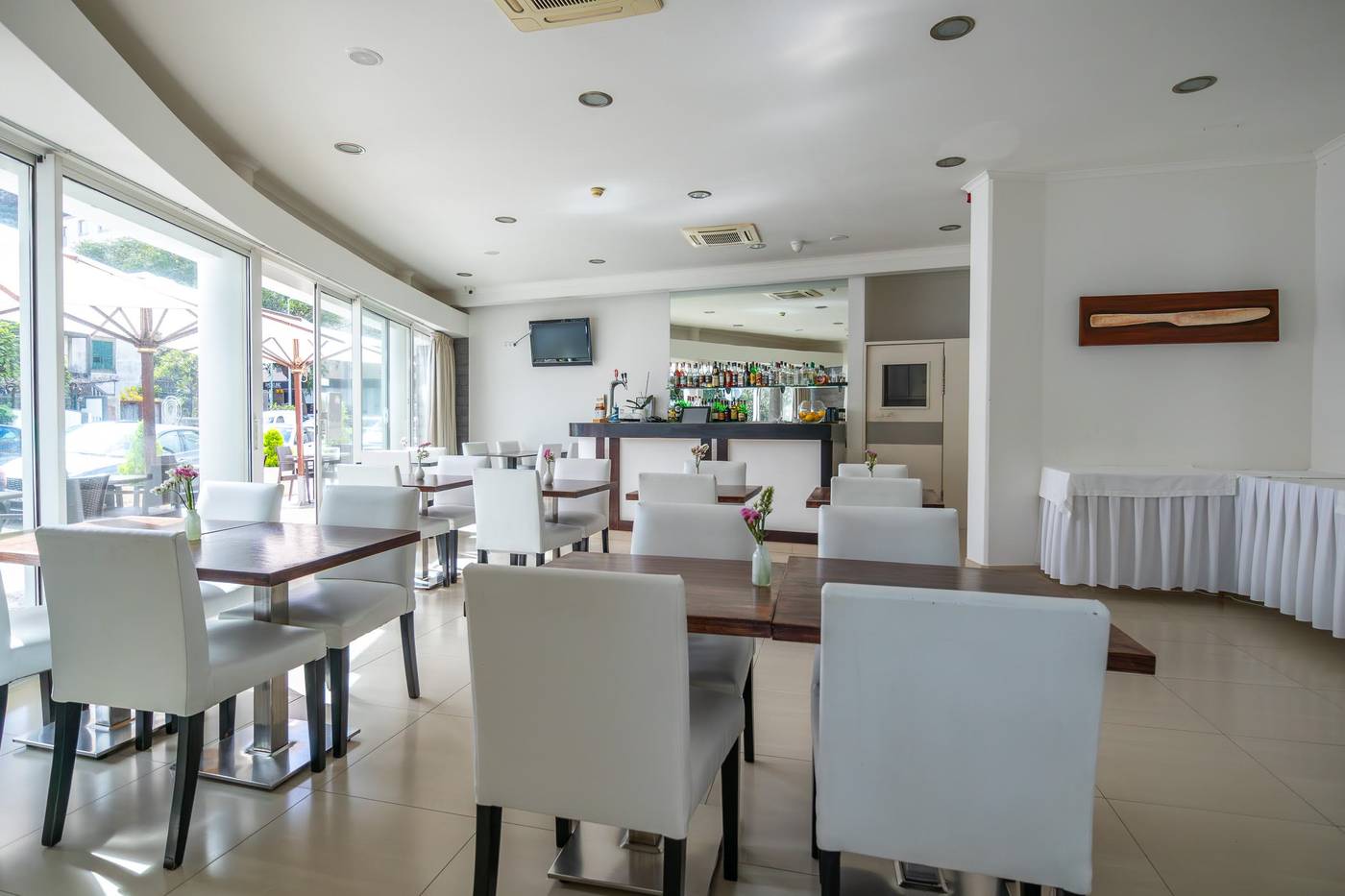 White-Waters-Restaurant-15