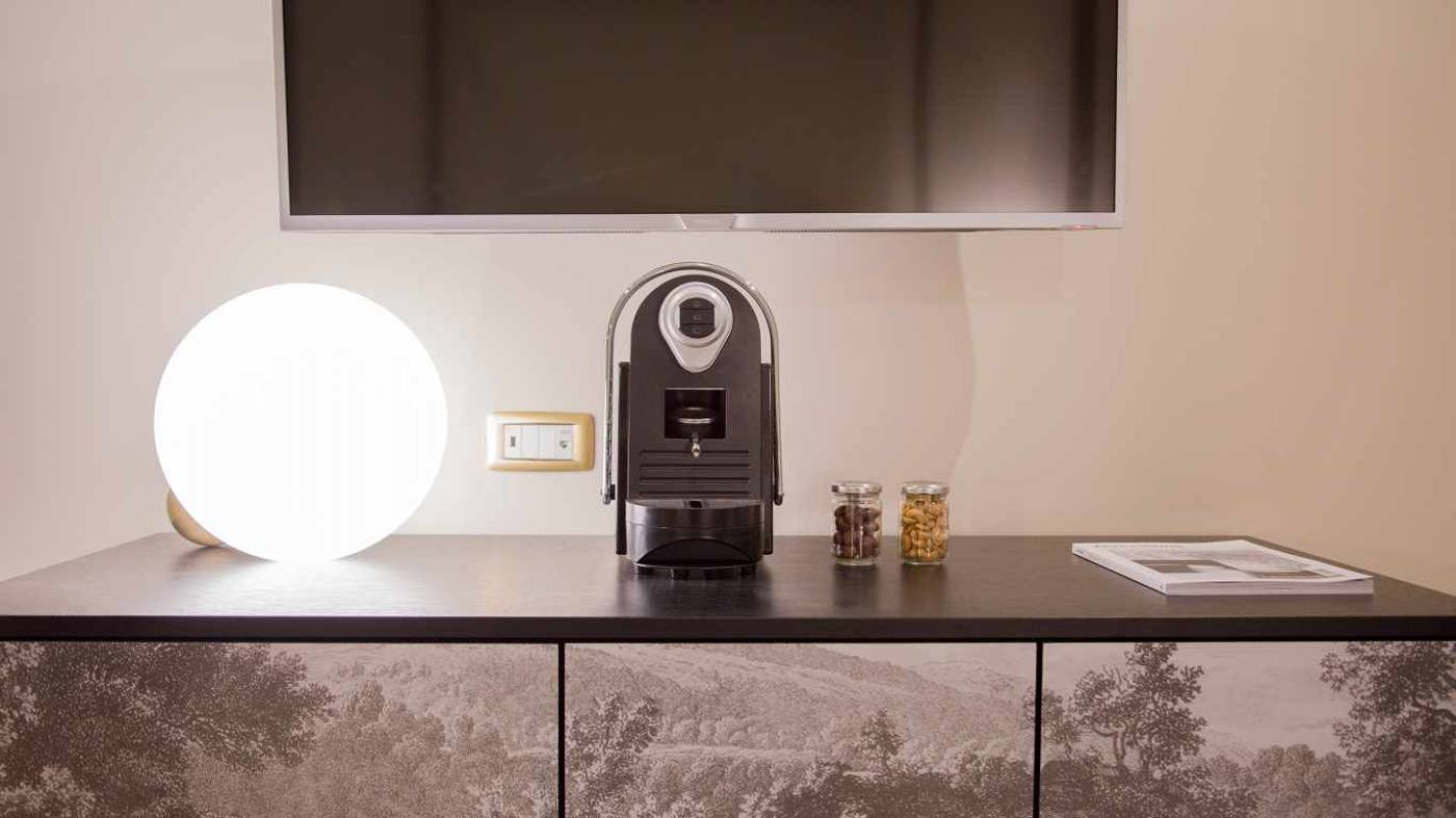 Elizabeth-Unique-Hotel-Room-8